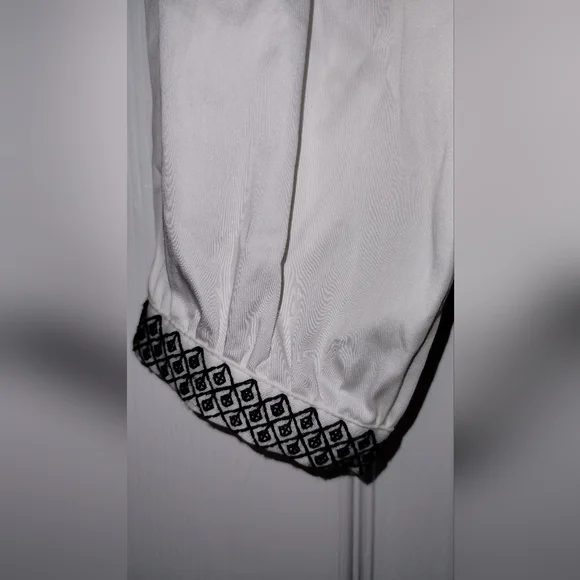 Elizabeth James Women's Pheasant Blouse - Picture 12 of 12